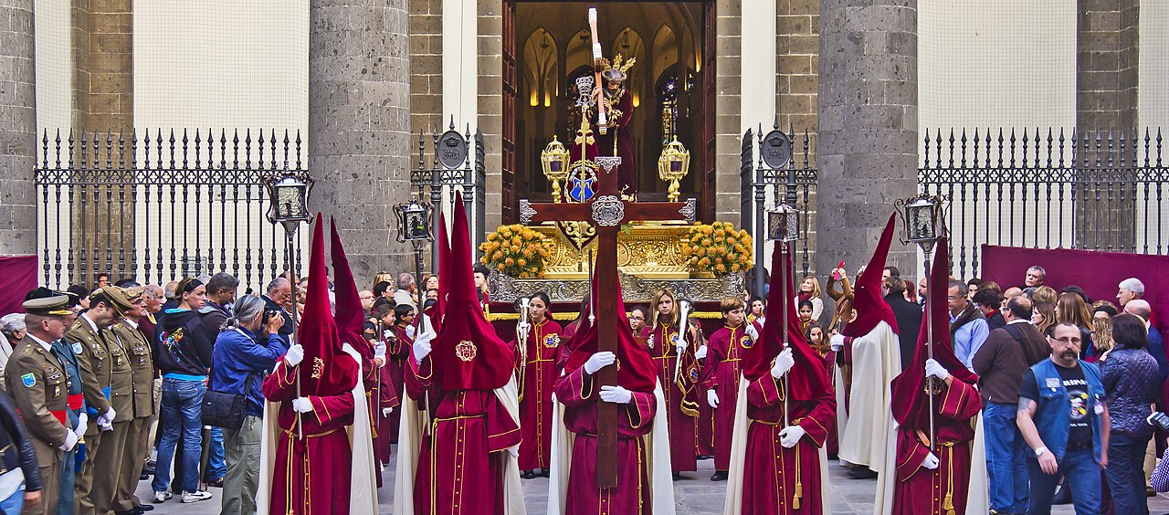 Semana Santa 2026 Arrives Early: Dates and Travel Impact